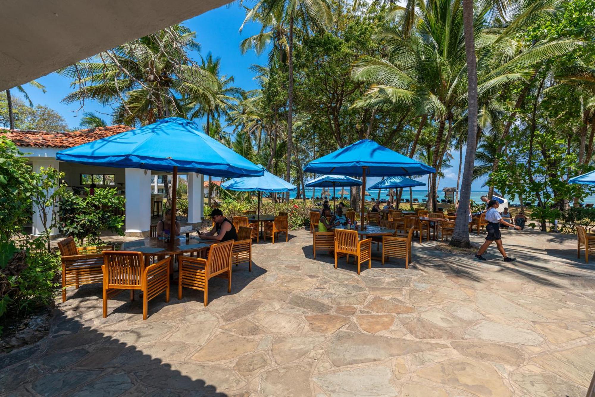 Diani Sea Resort ディアニ・ビーチ エクステリア 写真