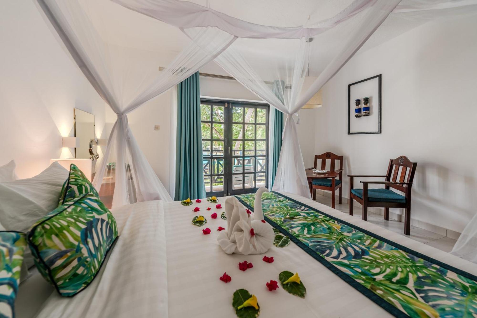 Diani Sea Resort ディアニ・ビーチ エクステリア 写真