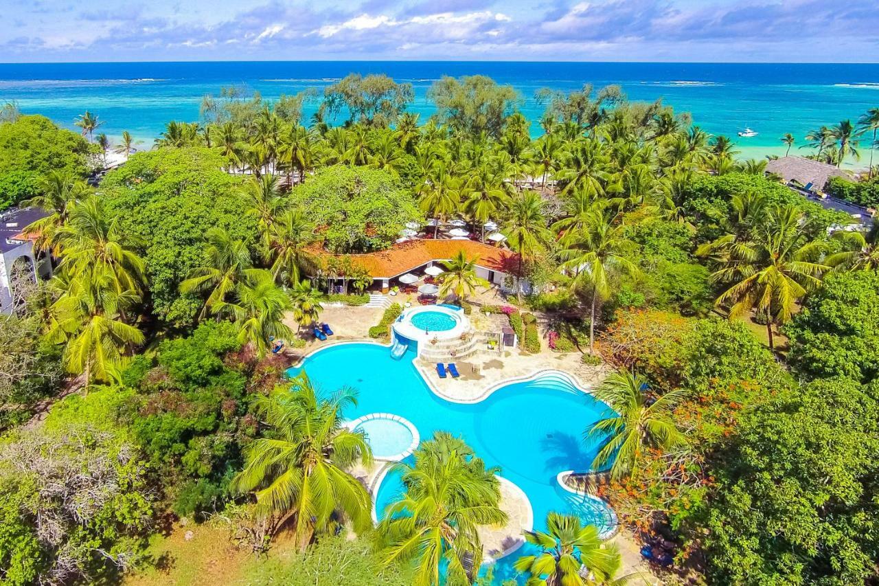 Diani Sea Resort ディアニ・ビーチ エクステリア 写真