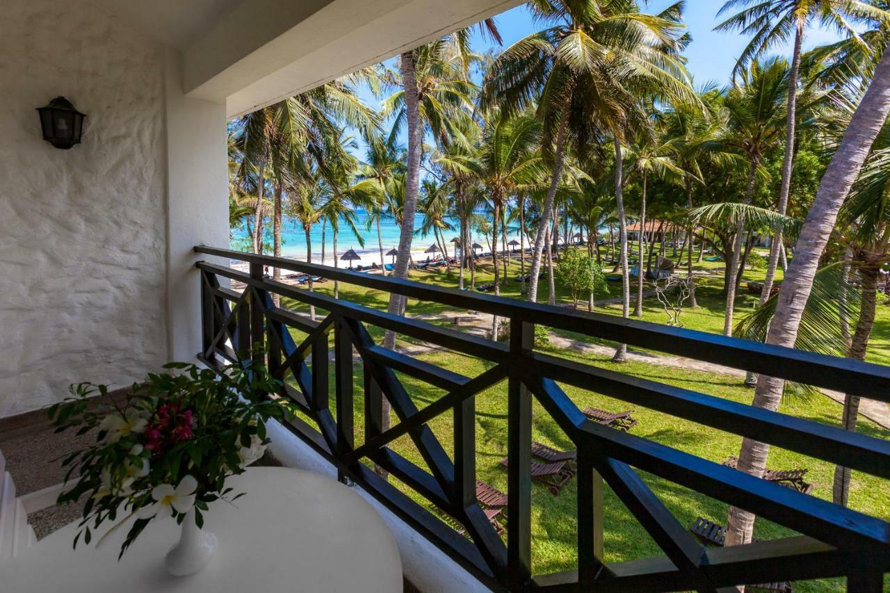 Diani Sea Resort ディアニ・ビーチ エクステリア 写真