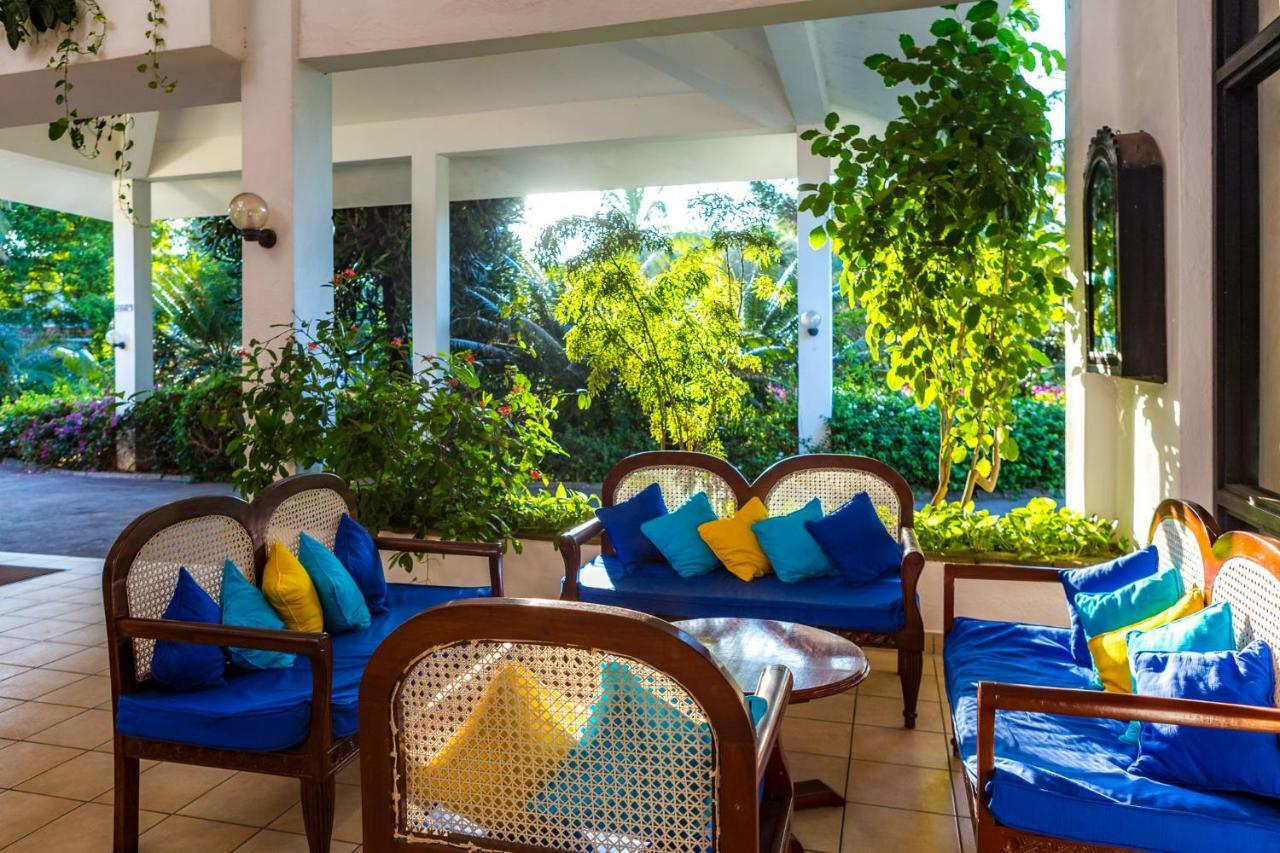 Diani Sea Resort ディアニ・ビーチ エクステリア 写真